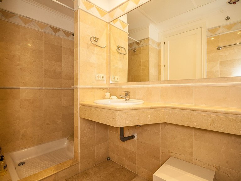 Apartment for Sale in Elviria, Malaga 11