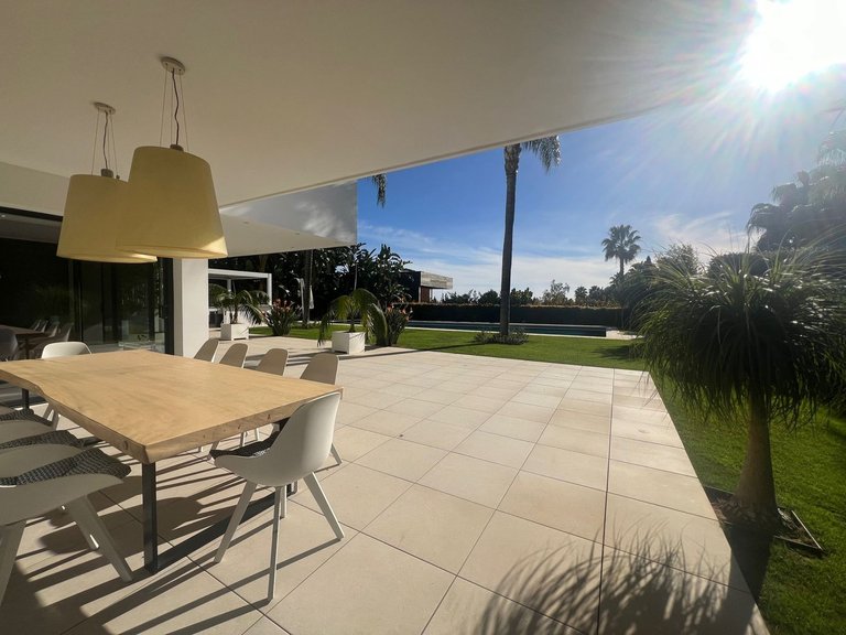 Villa for Sale in Nagüeles, Malaga 16