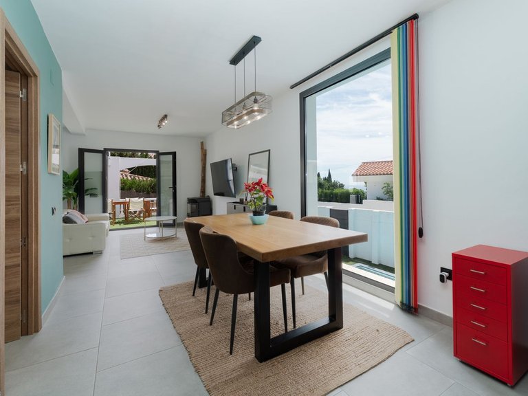 Villa for Sale in Benalmadena, Malaga 9