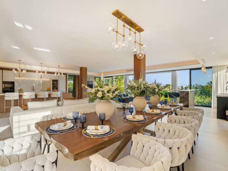 Villa for Sale in Costa del Sol Marbella, Malaga 3