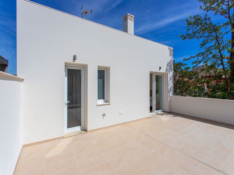 Villa for Sale in Hondón De Las Nieves, Alicante 21