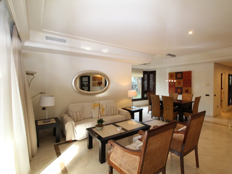Villa for Sale in The Golden Mile, Malaga 17