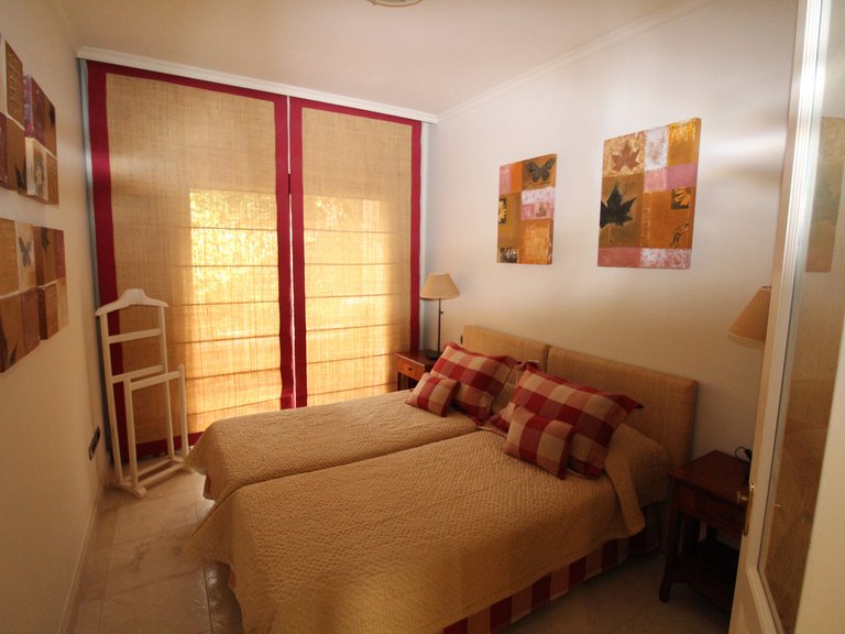 Villa for Sale in The Golden Mile, Malaga 30