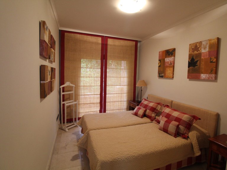 Villa for Sale in The Golden Mile, Malaga 37