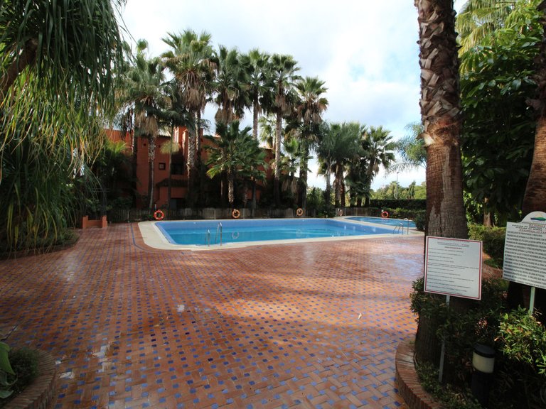 Villa for Sale in The Golden Mile, Malaga 40