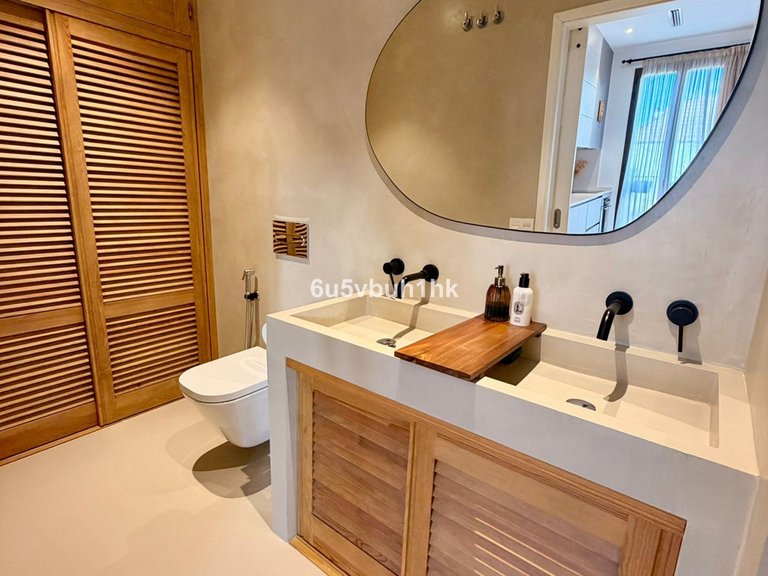 Apartment for Sale in Málaga, Malaga 15