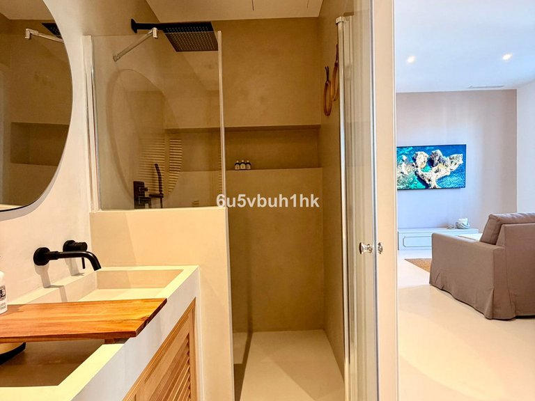 Apartment for Sale in Málaga, Malaga 16