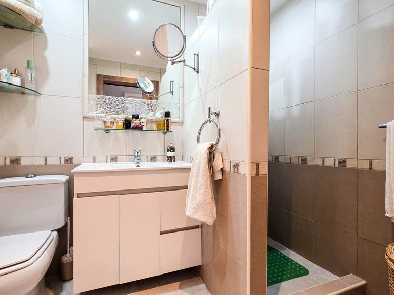 Apartment for Sale in La Duquesa, Malaga 11