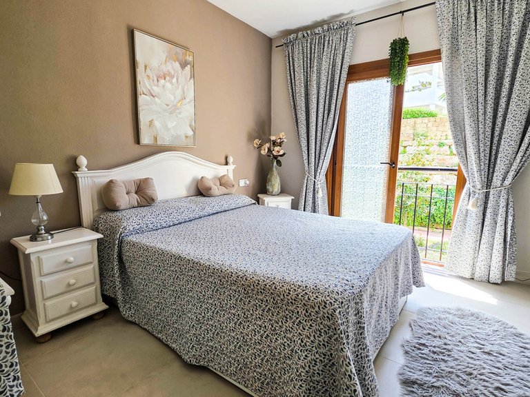 Apartment for Sale in La Duquesa, Malaga 18