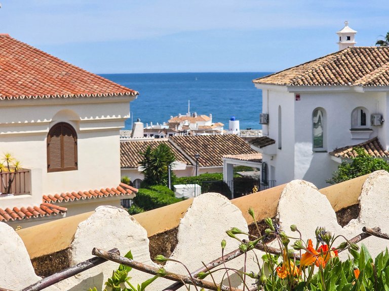 Apartment for Sale in La Duquesa, Malaga 5