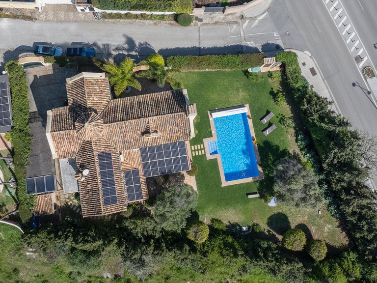 Villa for Sale in San Pedro De Alcántara, Malaga 4