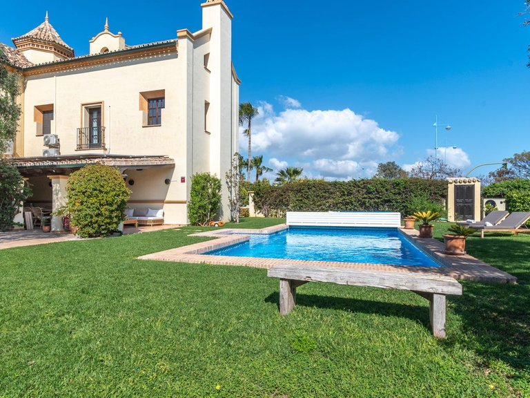 Villa for Sale in San Pedro De Alcántara, Malaga 7