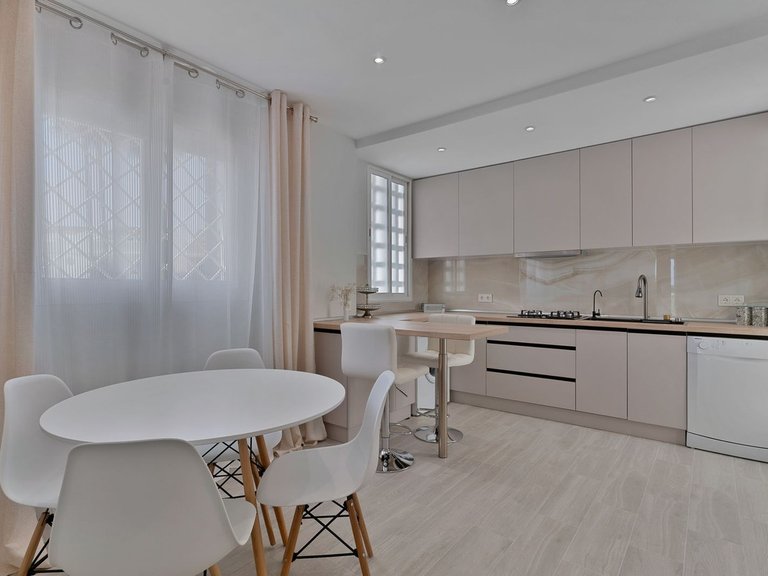 Apartment for Sale in Bel Air, Malaga 1