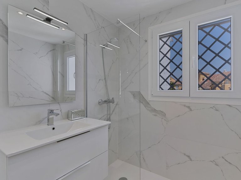Apartment for Sale in Bel Air, Malaga 16