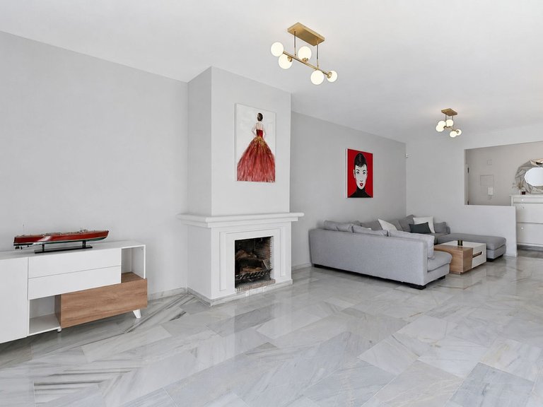 Apartment for Sale in Bel Air, Malaga 6