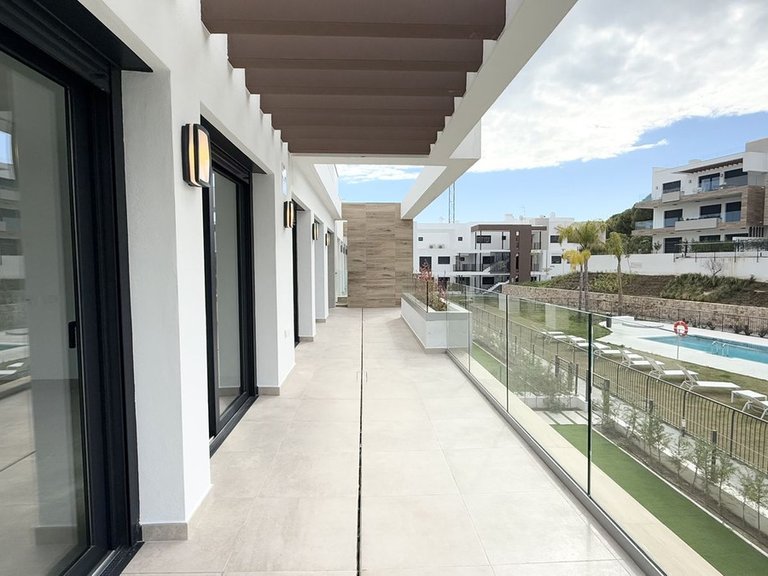 Penthouse for Sale in Estepona, Malaga 11