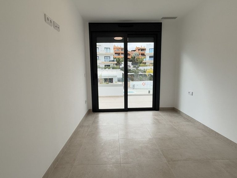 Penthouse for Sale in Estepona, Malaga 13