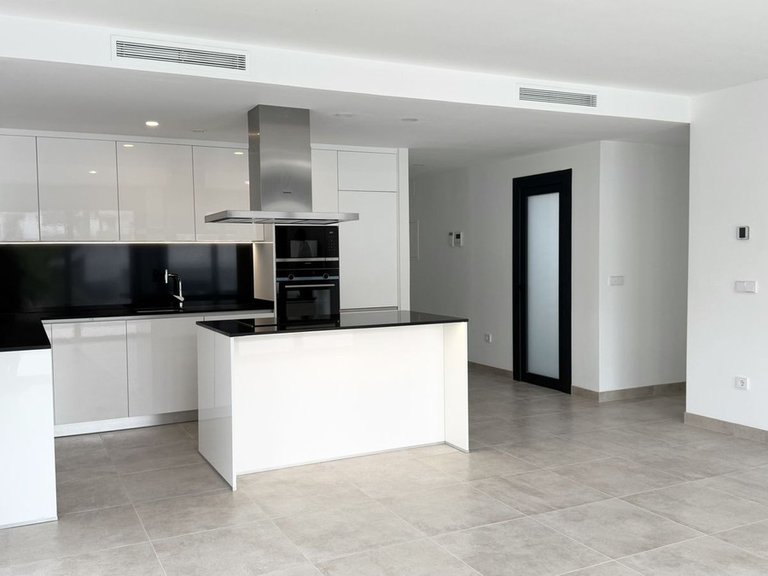 Penthouse for Sale in Estepona, Malaga 5