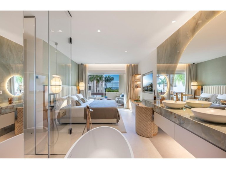 Apartment for Sale in Estepona, Malaga 11