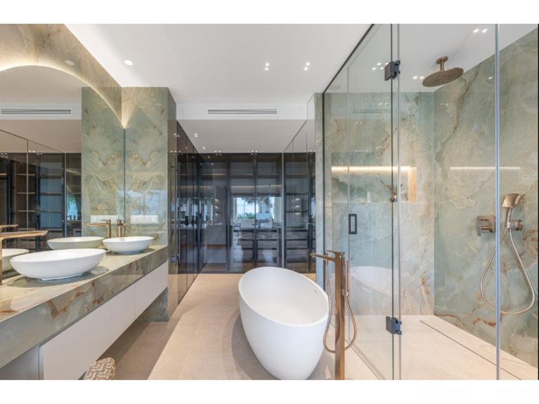 Apartment for Sale in Estepona, Malaga 13