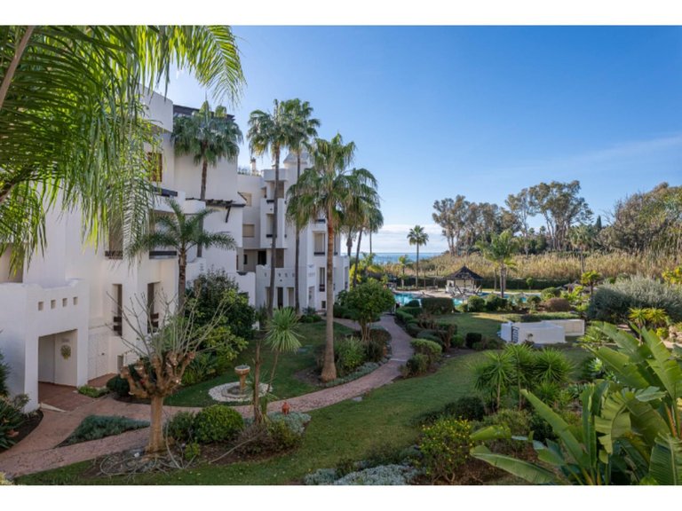 Apartment for Sale in Estepona, Malaga 2