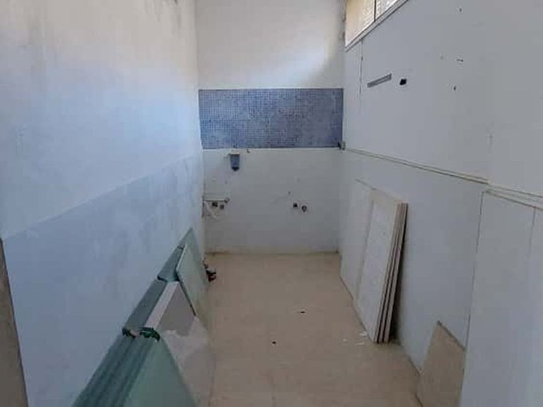 Commercial for Sale in Fuengirola, Malaga 4