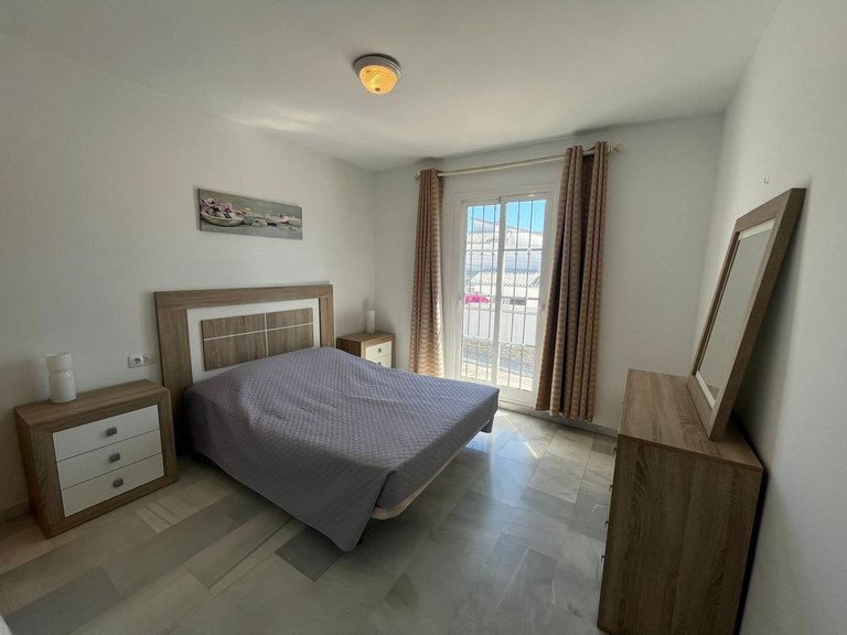 Apartment for Sale in El Paraiso, Malaga 12