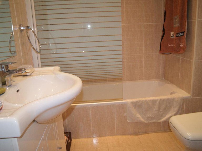 Apartment for Sale in El Paraiso, Malaga 13