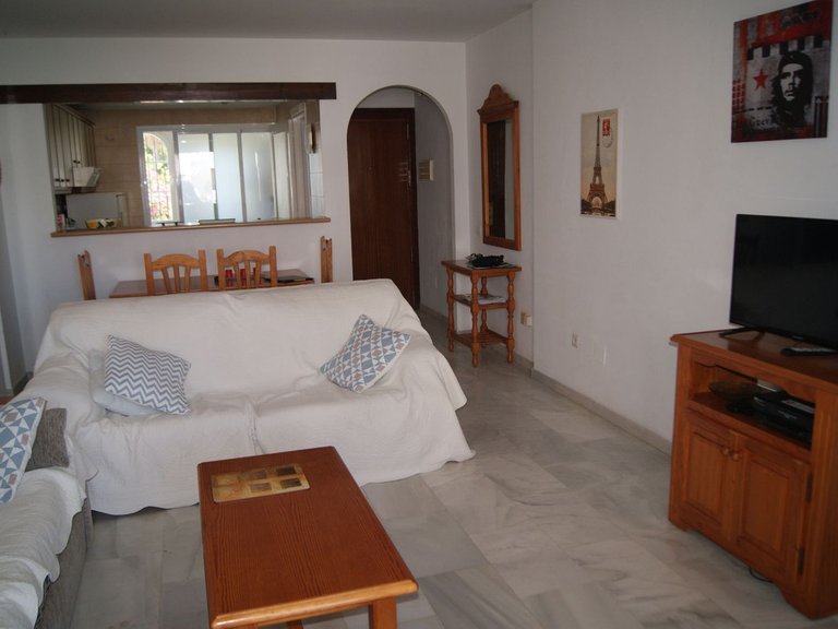 Apartment for Sale in El Paraiso, Malaga 7