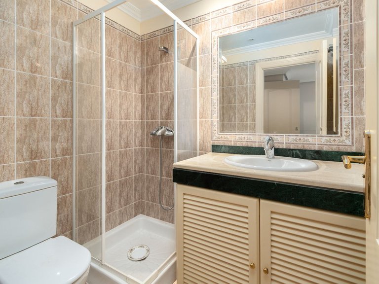 Apartment for Sale in Torrequebrada, Malaga 14