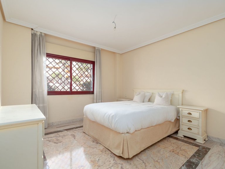 Apartment for Sale in Torrequebrada, Malaga 15