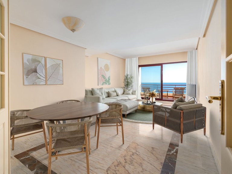 Apartment for Sale in Torrequebrada, Malaga 5