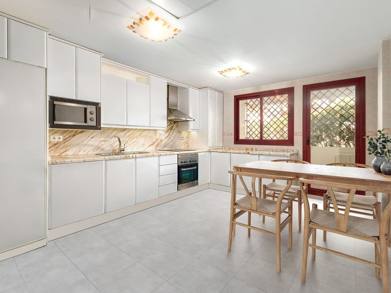 Apartment for Sale in Torrequebrada, Malaga 7