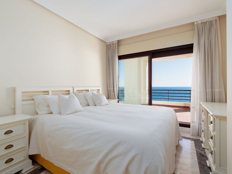 Apartment for Sale in Torrequebrada, Malaga 9