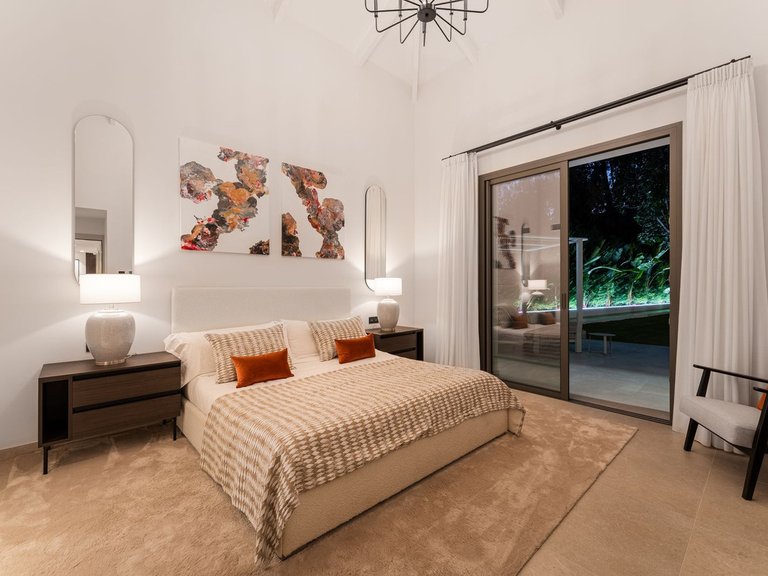 Villa for Sale in Marbella, Malaga 15