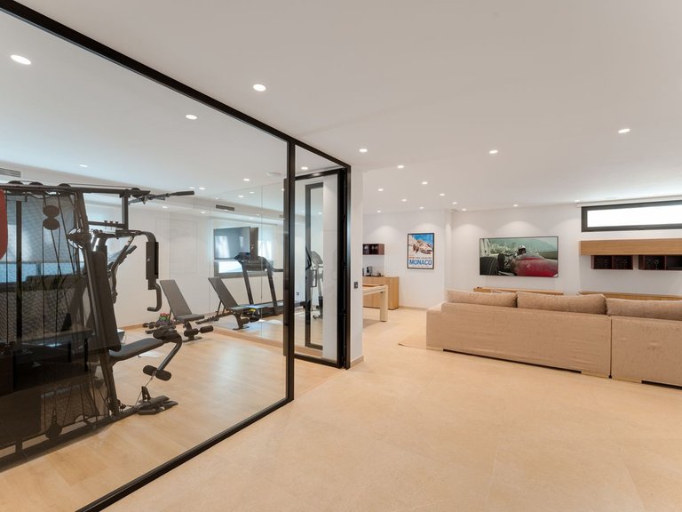 Villa for Sale in Marbella, Malaga 27