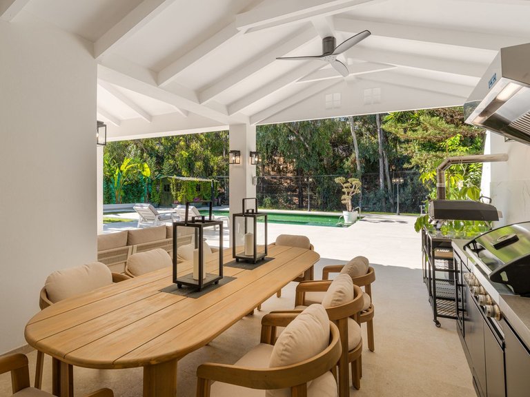 Villa for Sale in Marbella, Malaga 4