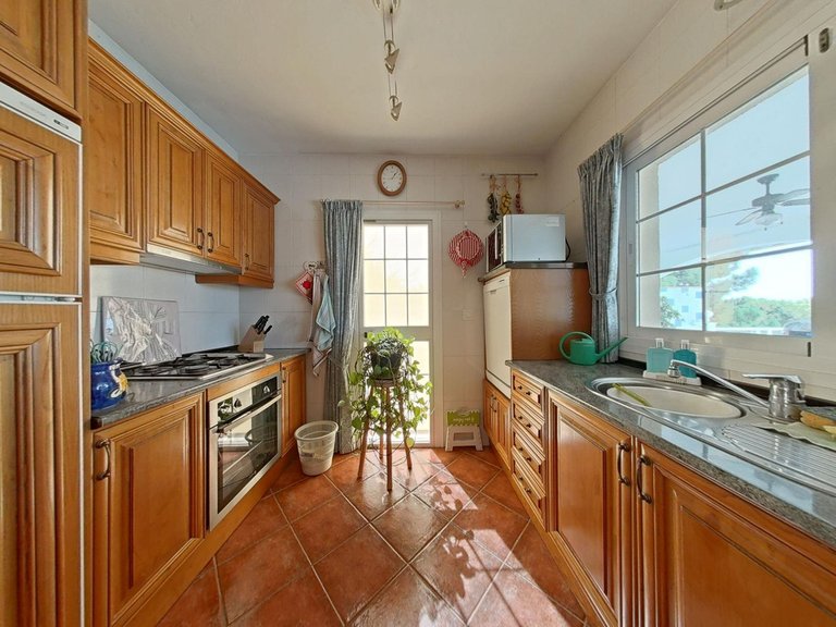 Villa for Sale in Inland Valtocado, Malaga 4