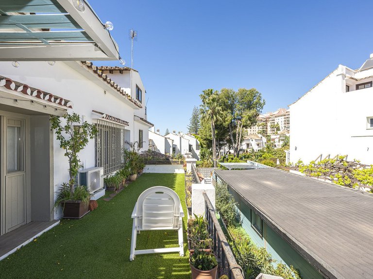 Villa for Sale in Marbella, Malaga 54