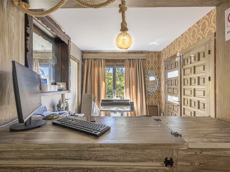 Villa for Sale in Marbella, Malaga 8