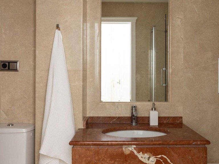 Apartment for Sale in Marbella, Malaga 18
