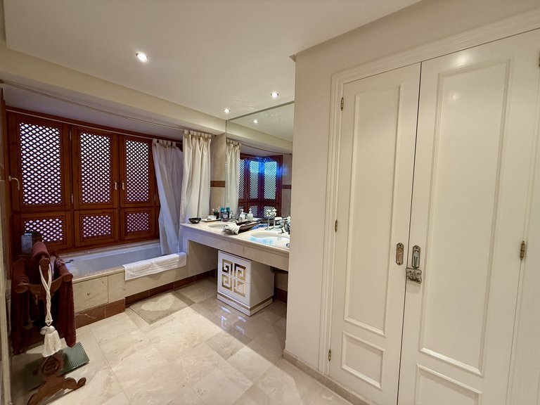 Apartment for Sale in Estepona, Malaga 11