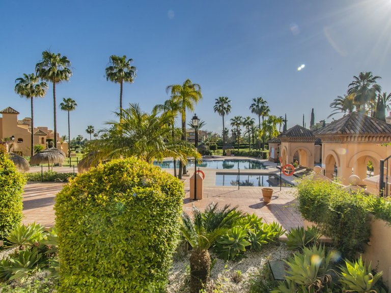 Apartment for Sale in Atalaya, Malaga 1