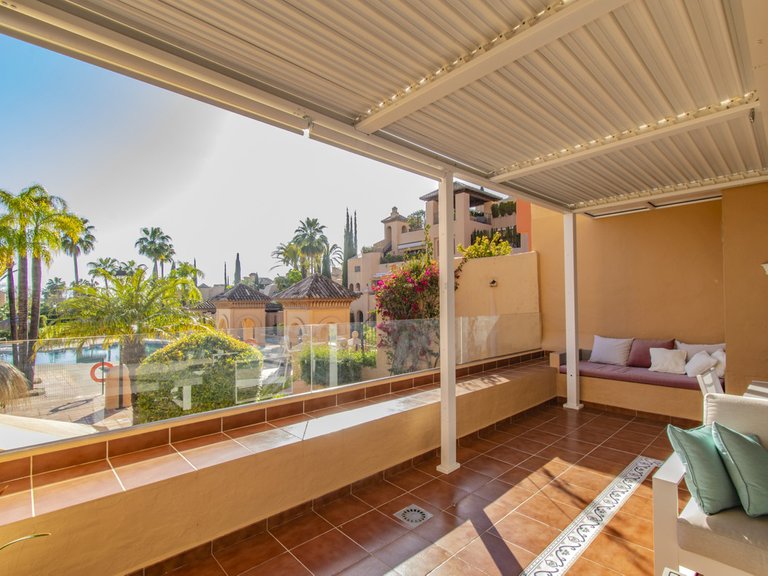 Apartment for Sale in Atalaya, Malaga 16