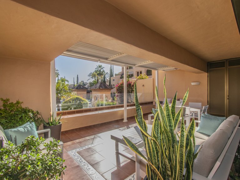 Apartment for Sale in Atalaya, Malaga 28