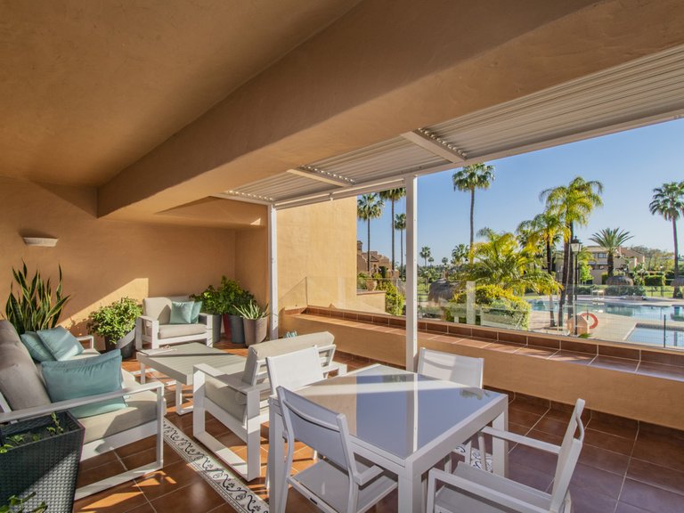 Apartment for Sale in Atalaya, Malaga 4