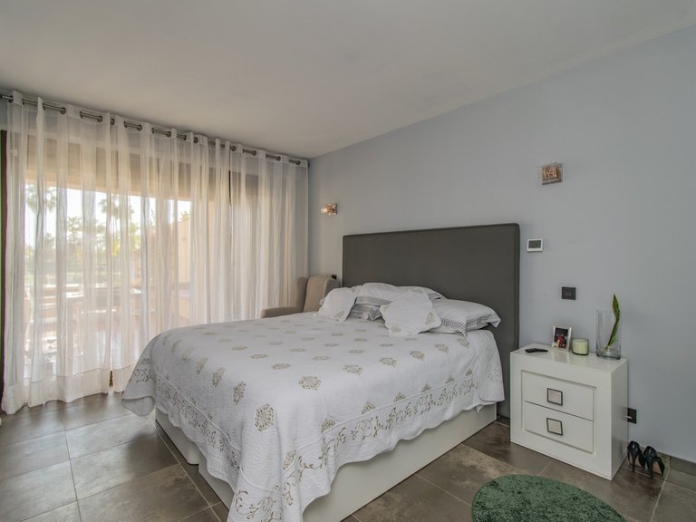 Apartment for Sale in Atalaya, Malaga 7