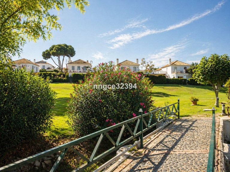 Apartment for Sale in New Golden Mile, Malaga 19