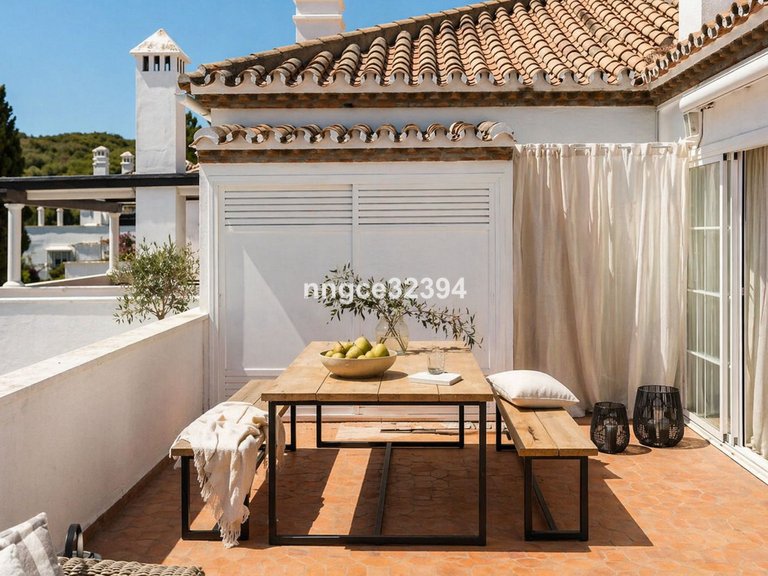 Apartment for Sale in New Golden Mile, Malaga 9