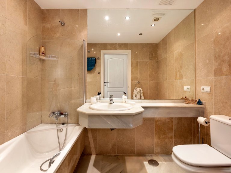 Apartment for Sale in San Pedro De Alcántara, Malaga 15